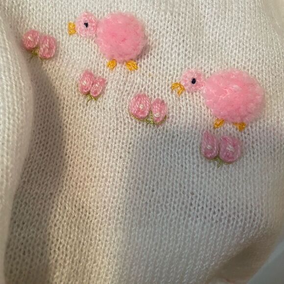 Nordstrom Made in Italy Handmade White and Pink Acrylic Baby Blanket 32x38 - Picture 5 of 16